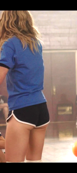 kiki cute butt