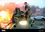 pierce-brosnan-james-bond-die-another-day-2002-HEHEH8