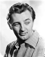 Robert_Mitchum_1949_(no_signature)