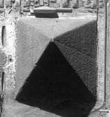 pyramid 8 sides