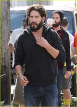 jon-bernthal-starts-filming-the-punisher-first-set-photos-02