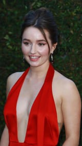kaitlyn dever1