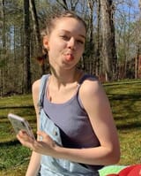 em