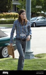 jennifer-carpenter-dexter-season-5-2010-PM4W78