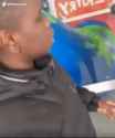 kid-punches-kiosk_thumb.jpg