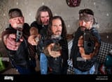 biker-gang-with-weapons-DBX59K