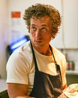 cfebfea63e10821da798d43a3aceaaa20f-the-bear-jeremy-allen-white-lede.rvertical.w570