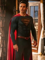 superman-and-lois-306a_0489r_vert-2383aad2527a0ee7ebd88d4ec01108a268495845