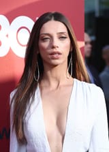 angela-sarafyan-440nw-9634085x