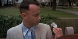 tom-hanks-holds-a-feather-in-forrest-gump-1