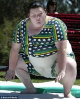 female-sumo-wrestler-05-659180249