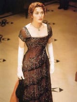 the-top-five-best-costumes-wore-by-rose-from-titanic