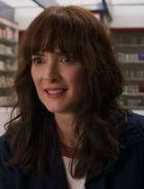 winona-ryder-returns-stranger-things