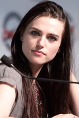 Katie_McGrath_20100701_Japan_Expo_3_(cropped)