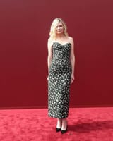 kirsten-dunst-at-gucci-womens-ss25-show-milan-fashion-week-v0-cdsy3wonrdie1