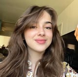 Julia Butters48