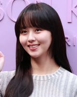 Kim_So-hyun_(김소현)_06_(cropped)