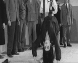 00