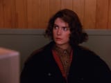 Twin.Peaks.S01E01.Northwest.Passage.1080p.10bit.BluRay.6CH.x265.HEVC-PSA.mkv_snapshot_00.56.12.930