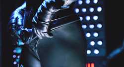 Alicia Silverstone - Batman &amp; Robin - Suit-Up UHD_thumb.jpg