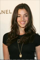 olivia th zlJo