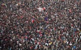 chile_crowd