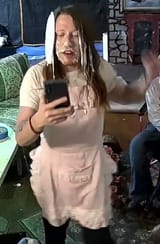 1734997592853569