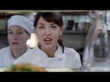 kitchen-safety-advert-from-canada-2007-v0-Uym_BzcpBsG4aykzEFQokSpX5s2j8YZxkLVcNlD0Umw