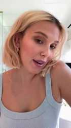 Millie Bobby Brown_thumb.jpg