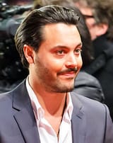 250px-Jack_Huston_-_Berlinale_-_2013_%28cropped%29
