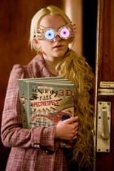 luna-lovegood-with-the-quibbler