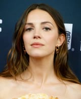Ella_Hunt_at_the_2024_Toronto_International_Film_Festival_06_(cropped)