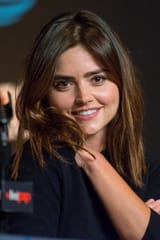 jenna-coleman-doctor-who-panel-at-new-york-comic-con-10-06-2016-1