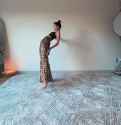 Marina Mazepa stretching_thumb.jpg
