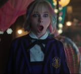 surprised snood