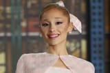 ariana-grande-smiling-los-angeles-wicked-premiere