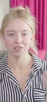 sydney-sweeney-with-little-to-no-makeup-imo-shes-still-so-v0-y7rs0a7kl72d1