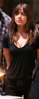 rs_634x1024-140924050957-634.Skye-Chloe-Bennett-JR-92414