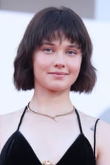 cailee-spaeny-at-80th-venice-film-festival-closing-ceremony-09-09-2023-0-2150217155