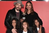 zoe-saldana-family-tout-120324-475a382130a94973ac384a34a2e0dc20