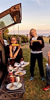 Sarah Gadon Amanda Fix North Of Normal BTS 8(1)