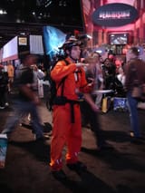 e3-2006-a-guy-filming-himself_4690293976_o