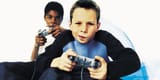 leur-enfant-joue-trop-les-parents-payent-un-professionnel-des-jeux-video-pour-le-battre-et-le-degouter-news-visu