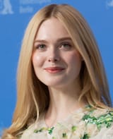 MJK_71468_Elle_Fanning_(Berlinale_2020)_(cropped)