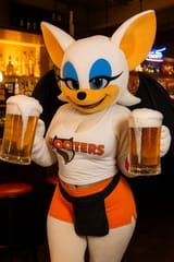 20250615_2334_Mascot Serving Beers_remix_01jxtvjb7de9jswbt5x024q0c7