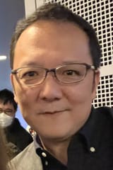 Hidetaka_Miyazaki,_The_Game_Awards_2022_(cropped) (1)