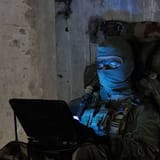 F2-7_pzWYAAUQLl