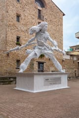 horizon-forbidden-west-statua-aloy-firenze-02