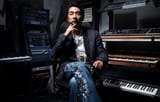 Akira-Yamaoka-photo@2000x1270-1392x884