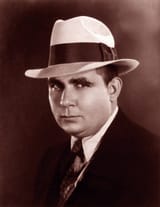 640px-Robert_E_Howard_suit